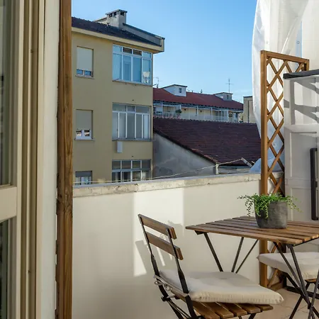 Guesthost - Toc-toc A 10 Min Dall'ospedale Maria Vittoria *