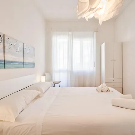 Apartment Guesthost - Toc-toc A 10 Min Dall'ospedale Maria Vittoria *