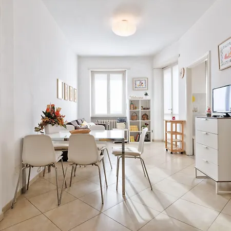 Apartman Guesthost - Toc-toc A 10 Min Dall'ospedale Maria Vittoria