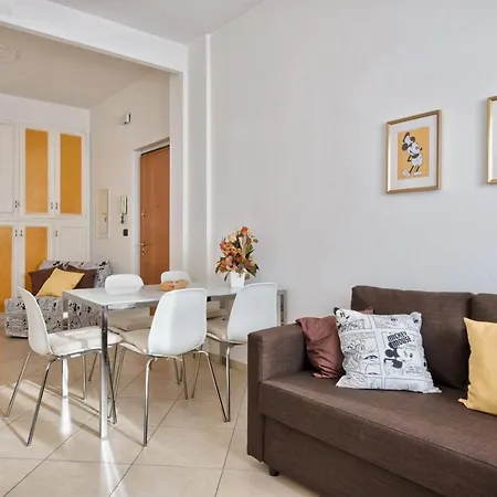 Apartman Guesthost - Toc-toc A 10 Min Dall'ospedale Maria Vittoria *