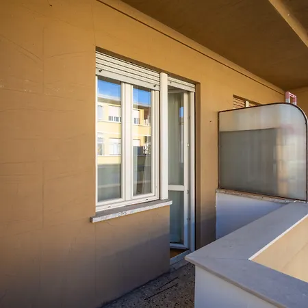 Apartment Guesthost - Toc-toc A 10 Min Dall'ospedale Maria Vittoria