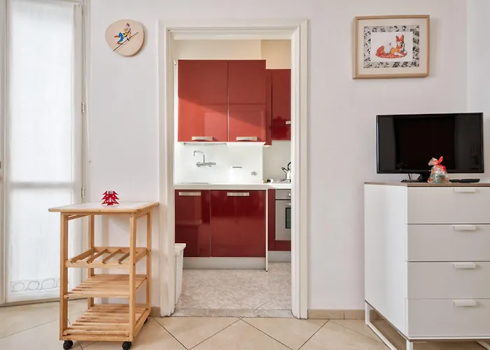 Guesthost - Toc-toc A 10 Min Dall'ospedale Maria Vittoria